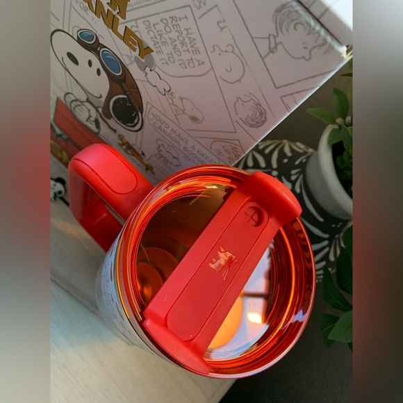 Snoopy 40oz Stanley tumbler - Picture 5 of 7